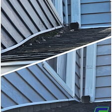 -House-Gutter-Cleaning-in-Plattsburg-MO 4
